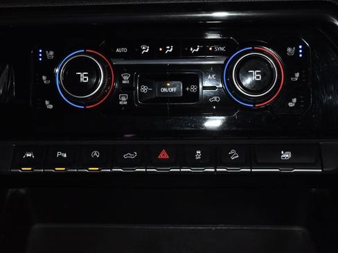 Used 2022 GMC Sierra 1500 AT4 image 20