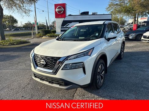 Certified 2022 Nissan Rogue SV image 2