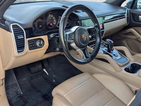 Used 2019 Porsche Cayenne image 10