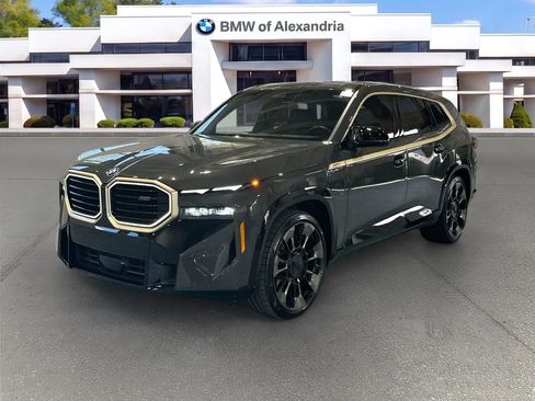 Used 2023 BMW XM w/ M Driver's Package AWD/4WD image 1