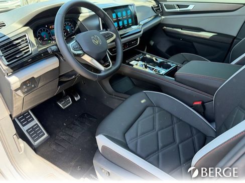 New 2026 Volkswagen Atlas Peak Edition AWD/4WD image 21