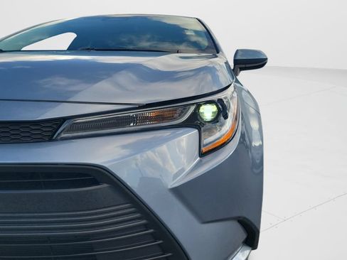 Used 2024 Toyota Corolla LE FWD image 25