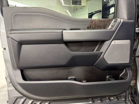 Used 2024 Ford F250 Lariat w/ Chrome Package image 15