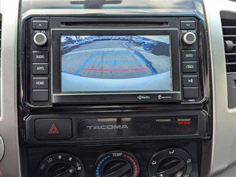 Used 2015 Toyota Tacoma 4x4 Access Cab V6 w/ SR5 Package image 13