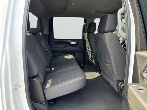 Used 2024 Chevrolet Silverado 2500 LT AWD/4WD image 42