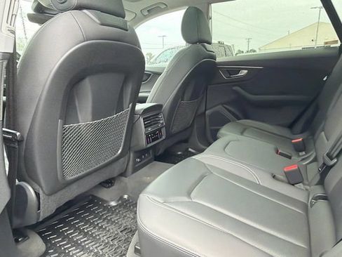 Used 2023 Audi Q8 Premium Plus w/ Premium Plus Package AWD/4WD image 16