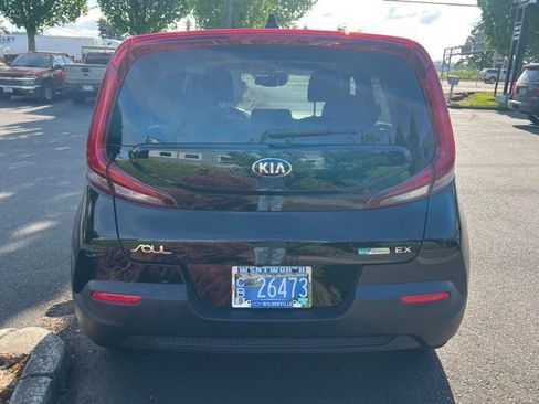 Used 2021 Kia Soul EX FWD image 6