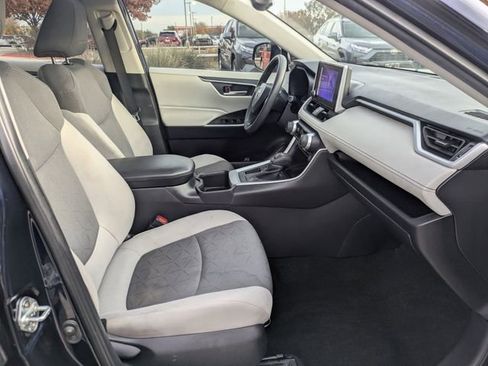 Used 2023 Toyota RAV4 XLE image 32
