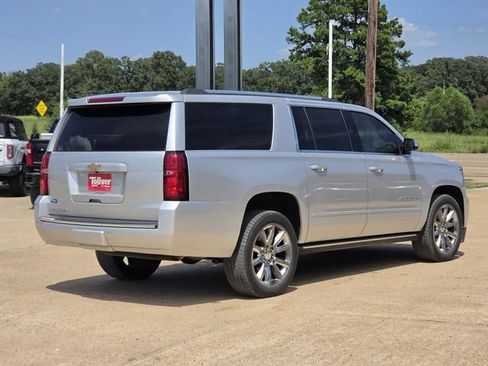 Used 2019 Chevrolet Suburban Premier AWD/4WD image 9