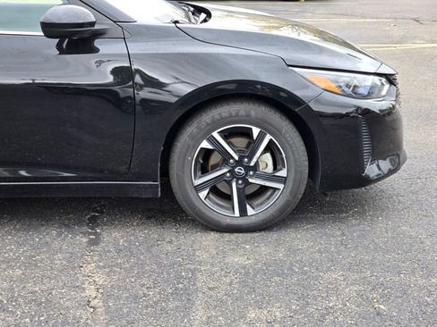 Used 2024 Nissan Sentra SV image 9