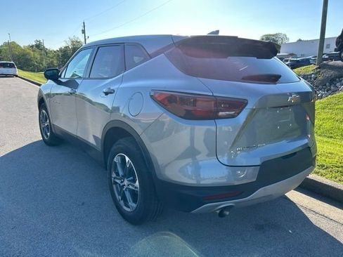 Used 2025 Chevrolet Blazer LT AWD/4WD image 4