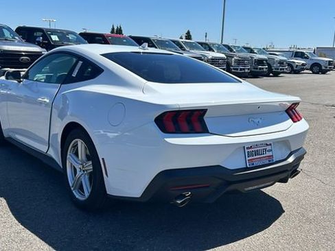 New 2026 Ford Mustang Coupe RWD image 5