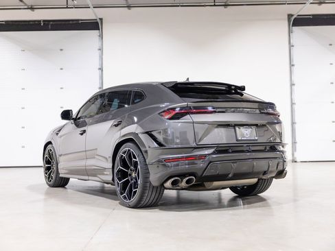Used 2023 Lamborghini Urus Performante image 6