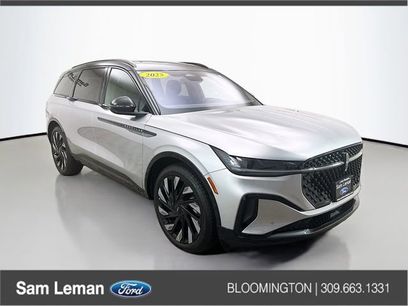 Used 2025 Lincoln Nautilus Reserve w/ Jet Appearance Package