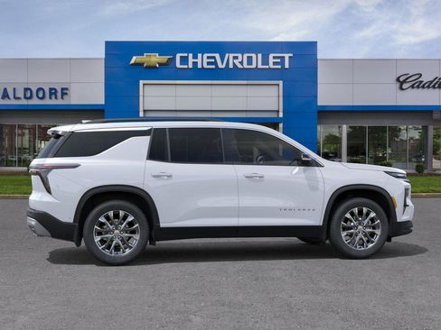 New 2026 Chevrolet Traverse LT w/ Sun and Wheel Package image 6