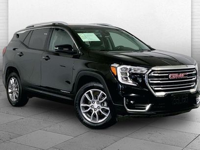 Used 2024 GMC Terrain SLT