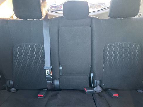 Used 2014 Nissan Murano S image 25