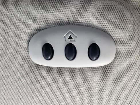 Used 2023 Ford Edge SEL w/ Convenience Package image 17