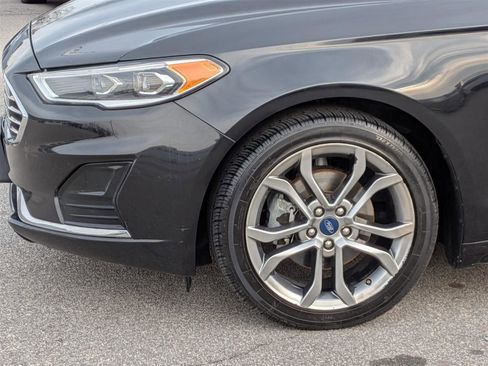Used 2019 Ford Fusion SEL image 9