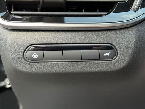 New 2027 INFINITI QX60 Luxe FWD image 19