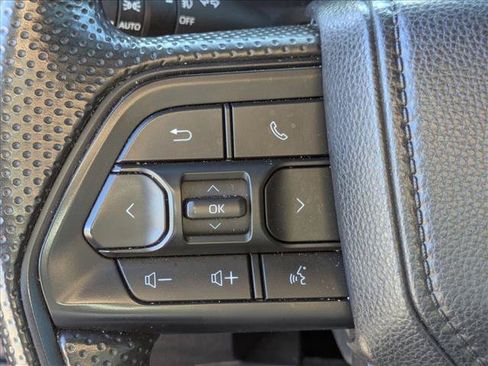 Used 2024 Toyota Tacoma SR5 AWD/4WD image 12