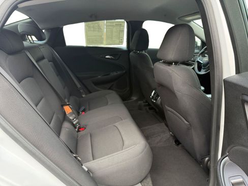Used 2024 Chevrolet Malibu LT FWD image 22