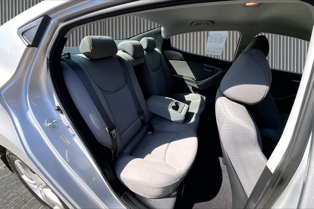 Used 2013 Hyundai Elantra GLS w/ Preferred Pkg FWD image 27