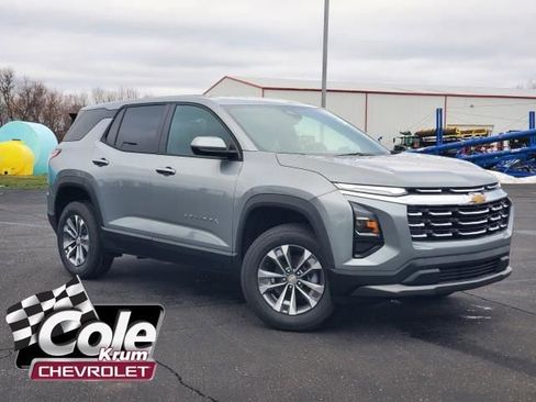 New 2026 Chevrolet Equinox LT w/ Convenience Package II image 1