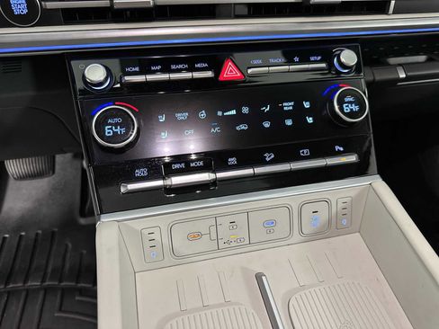Used 2024 Hyundai Santa Fe Calligraphy image 21