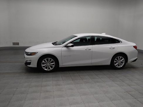 Used 2024 Chevrolet Malibu LT image 2