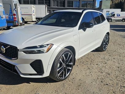 Certified 2025 Volvo XC60 T8 Ultra w/ Protection Package Premier