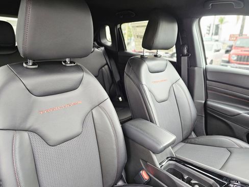 New 2026 Jeep Compass Trailhawk image 24