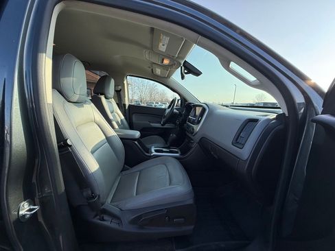 Used 2016 Chevrolet Colorado LT w/ Luxury Package, Chrome AWD/4WD image 27
