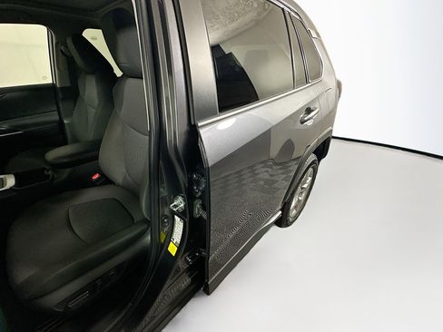 Used 2023 Toyota RAV4 XLE w/ Convenience Package FWD image 12