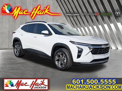 Used 2025 Chevrolet Trax LT w/ Driver Confidence Package