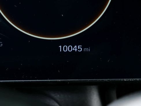 Certified 2025 Hyundai Elantra N image 11