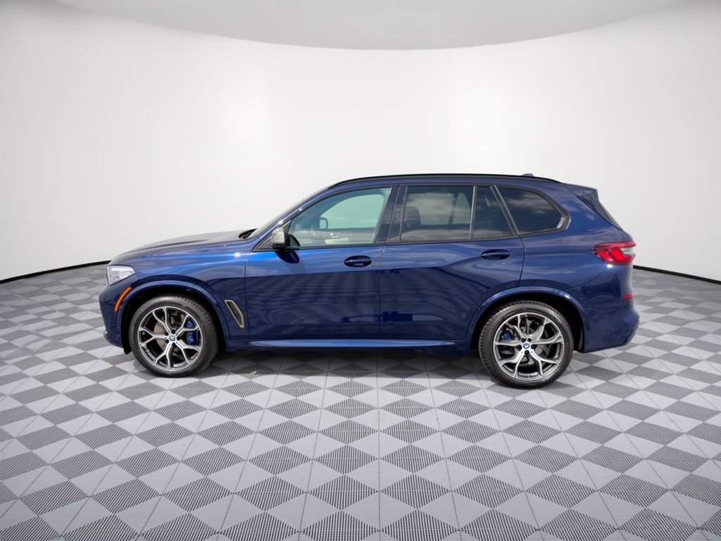 Used 2022 BMW X5 M50i w/ Premium Package AWD/4WD image 2