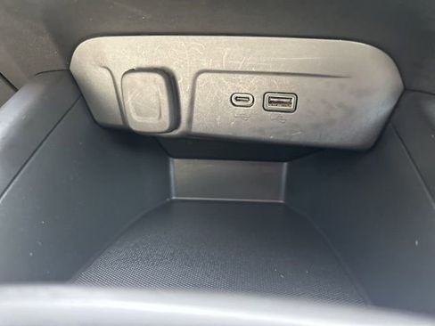 Used 2024 Chevrolet Trax LS FWD image 32