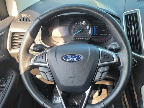 Used 2024 Ford Edge SEL AWD/4WD image 17
