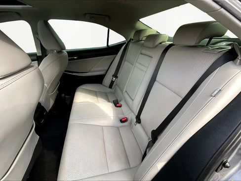 Used 2016 Lexus IS 300 AWD w/ Premium Package image 22