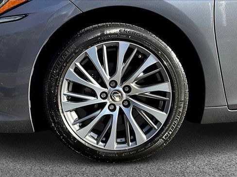 Used 2020 Lexus ES 350 w/ Premium Package image 34