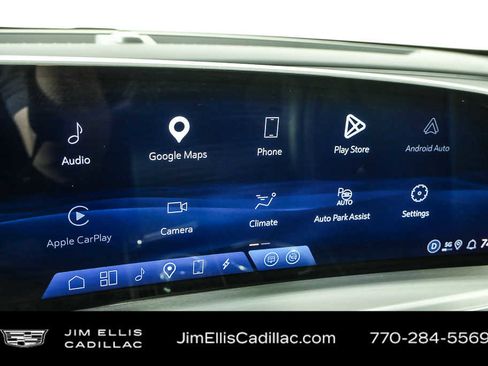 Used 2024 Cadillac Lyriq Sport AWD/4WD image 13