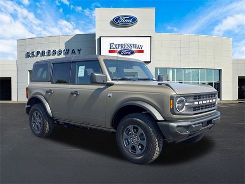 New 2025 Ford Bronco Big Bend w/ Matte Film Protection Package image 4