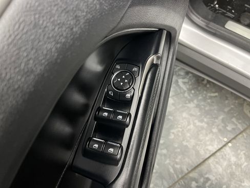 Used 2016 Lincoln MKC Select w/ Select Plus Package image 10