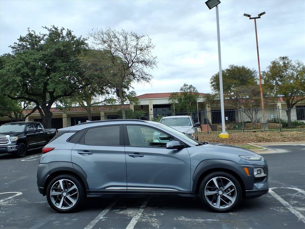 Used 2020 Hyundai Kona Limited FWD image 4