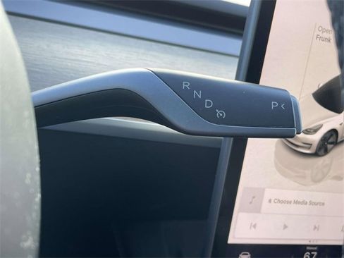 Used 2023 Tesla Model 3 Standard Range image 25