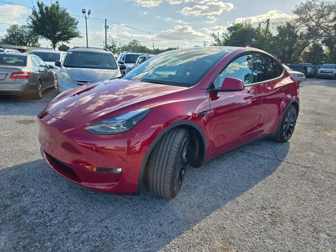Used 2022 Tesla Model Y Performance AWD/4WD image 3