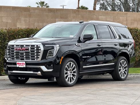 New 2026 GMC Yukon Denali w/ Sun & Power Step Package AWD/4WD image 8