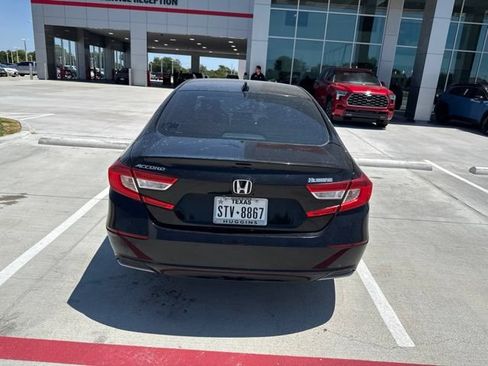 Used 2020 Honda Accord LX image 7