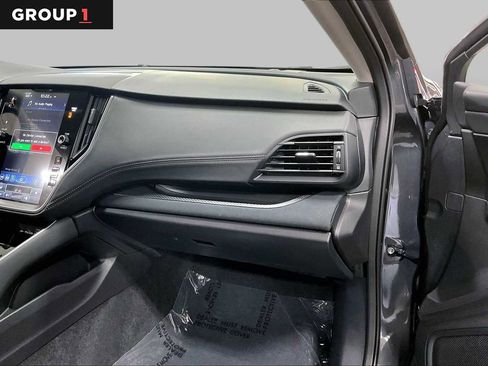 Certified 2025 Subaru Outback Premium AWD/4WD image 18